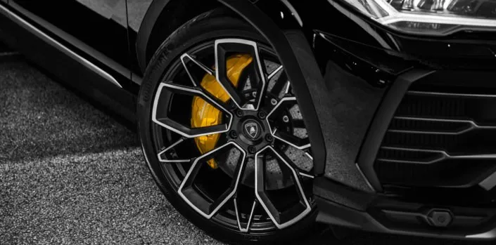nice wheel close up lamborghini urus