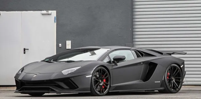 front view black aventador s with wheels