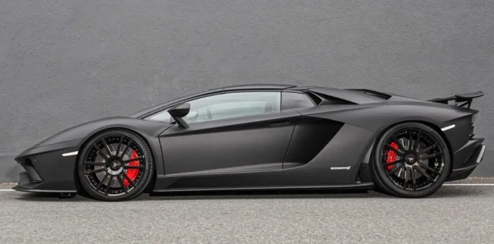full side view of Aventador S with wheels and exhaust