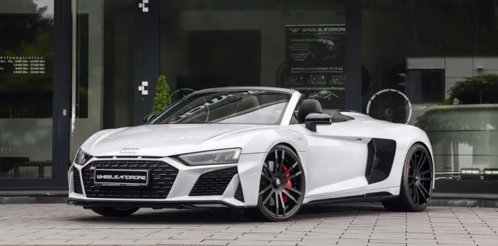 r8-spyder-tuning-2020 Front side view audi r8 v10 tuning