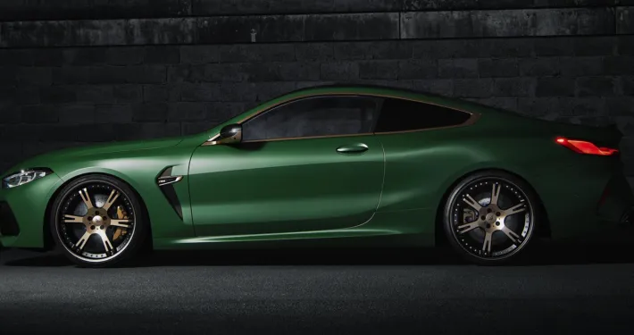 BMW M8 Competition Sanremo Green Metallic with 6Sporz² wheels (Sideview) BMW M8 Competition Sanremo Green Metallic with 6Sporz² wheels (Sideview)