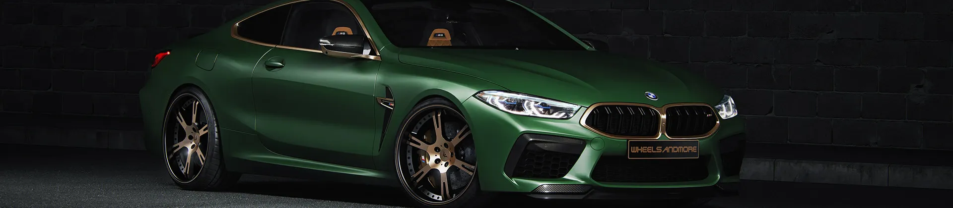 BMW-M8-Competition-gruen-frontside