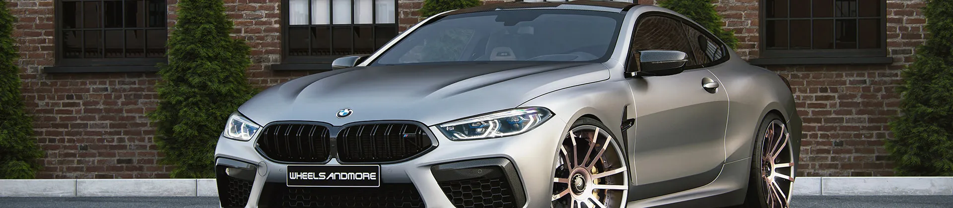 BMW-M8-Competition-silber-grau-frontside