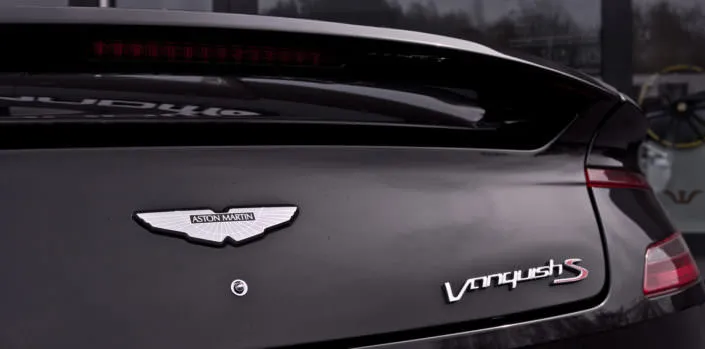 tuning volante vanquish s