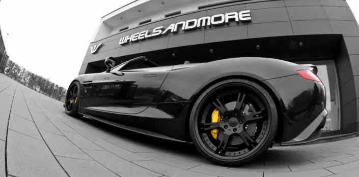 black wheels aston martin vanquish