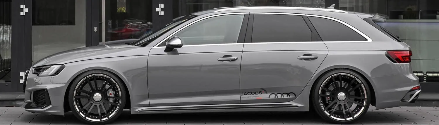 side view audi rs4 tuning with 527hp