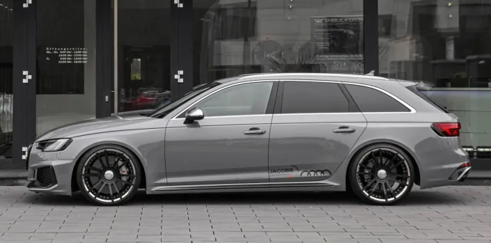 rims-rs-4-audi-tuning 10,5x20 inch fiwe wheels side view audi rs4