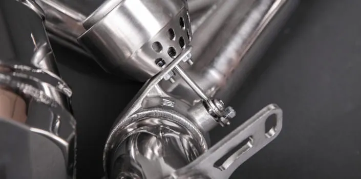 valve-flap-exhaust-Ferrari-F12-Tuning exhaust for ferrari f12 with valve flaps