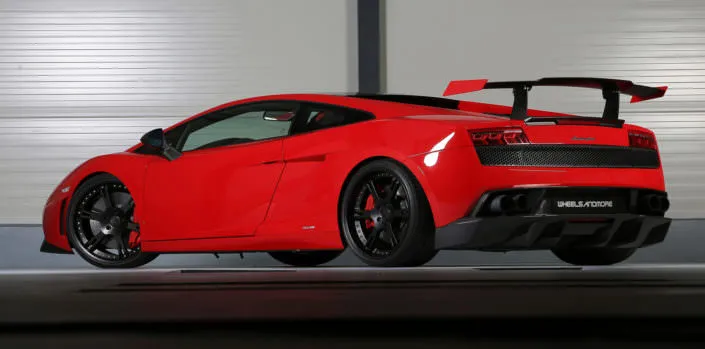 9,5+11,5x20 inch 6sporz² wheels on super trofeo lamborghini