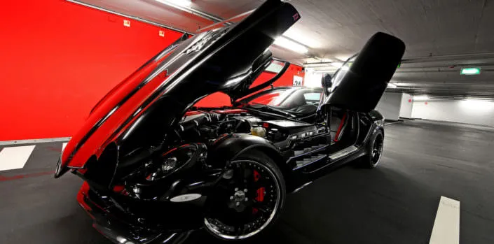 SLR-Tuning tuning of mc laren mercedes slr by wheelsandmore shown in a garage