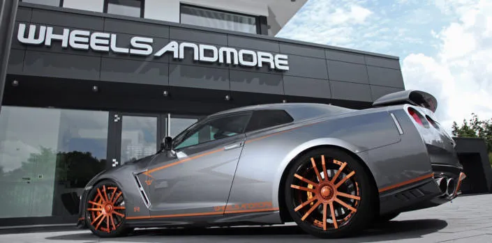 wheelsandmore-tuning-gtr-nissan side view nissan gtr wheelsandmore 21 inch wheels