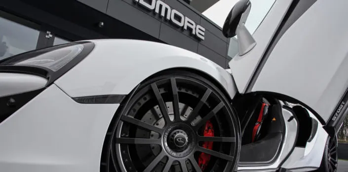 individual-wheels-mclaren-gt-570 mclaren tunign with 650hp and 20/21 wheels