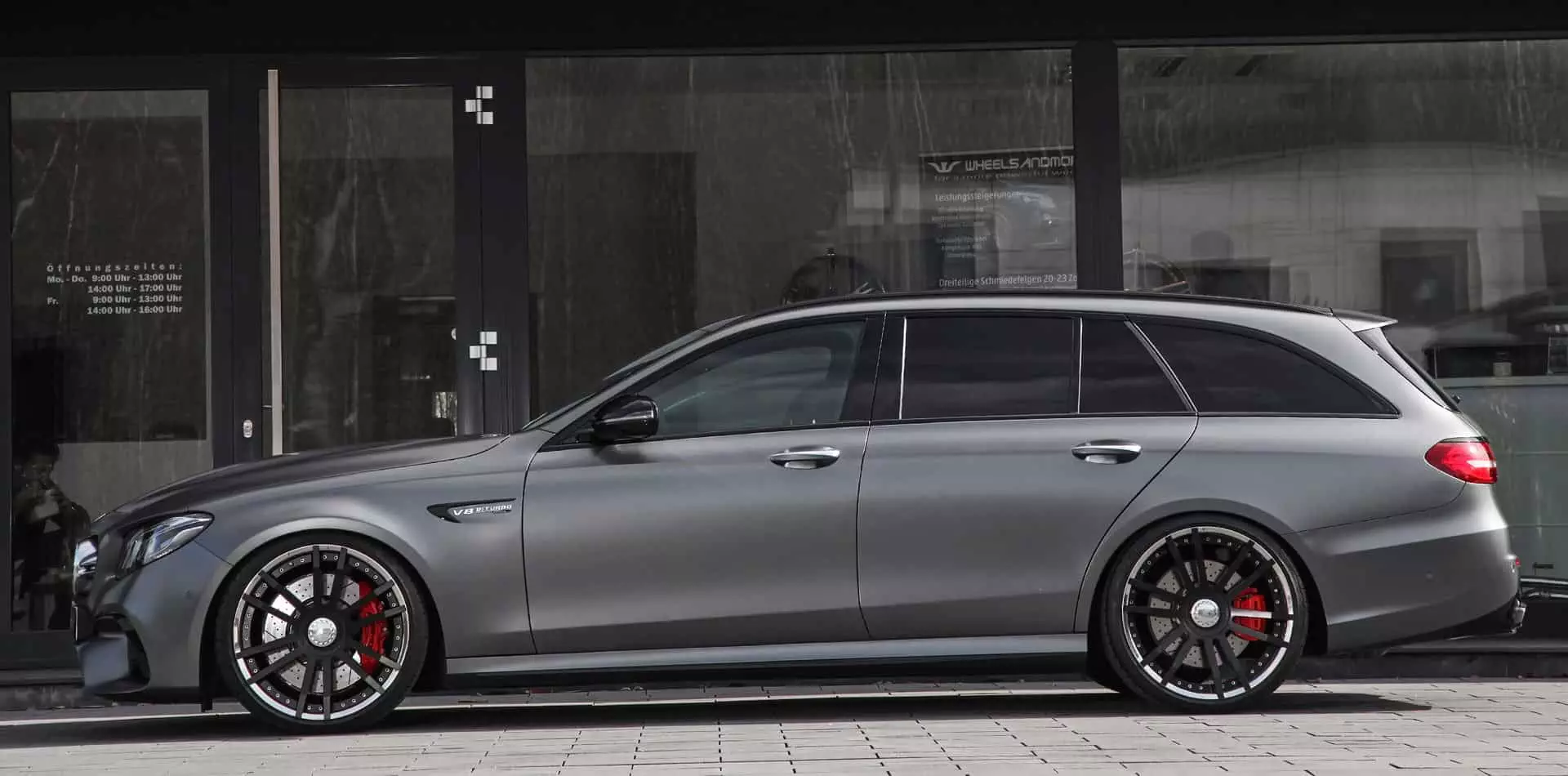 Mercedes E63 AMG W213 tuning, wheels and exhaust